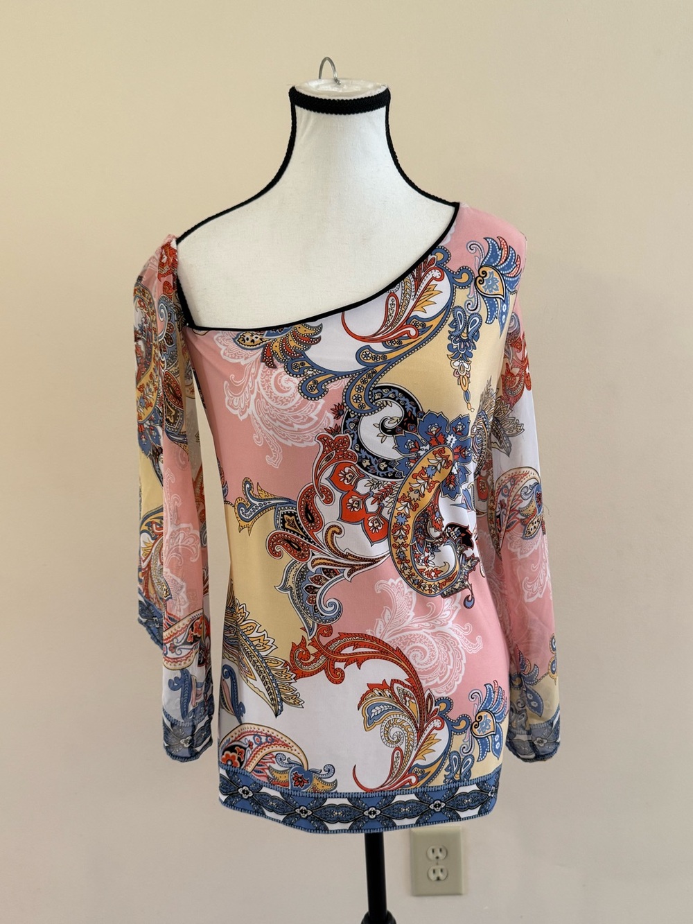 Analili Paisley Off-Shoulder Long Sleeve Top - size medium - Picture 1 of 6